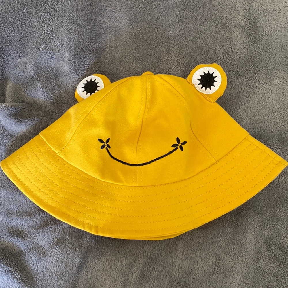 Yellow Frog Bucket Hat